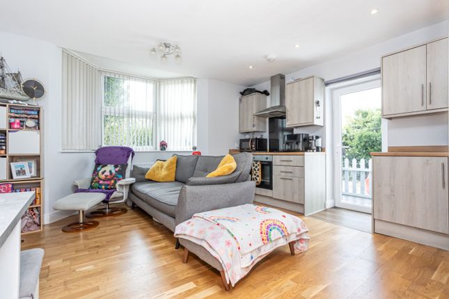 Flat 1B, 8, Ethelbert Road, Kent photo 3