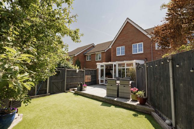 40, Alan Avenue, Newton Flotman photo 2