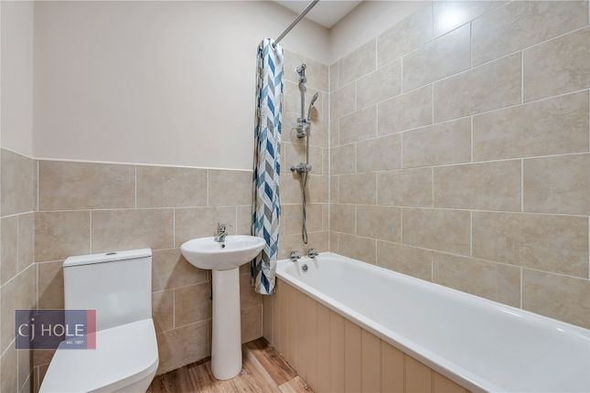102, Hillside Road, Bristol photo 4
