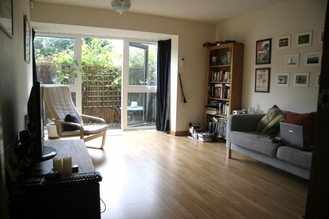 Flat to rent in Sherbourne Close, Cambridge