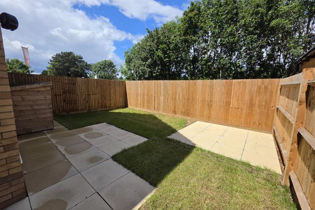 3, Chantry Croft, Sittingbourne photo 3