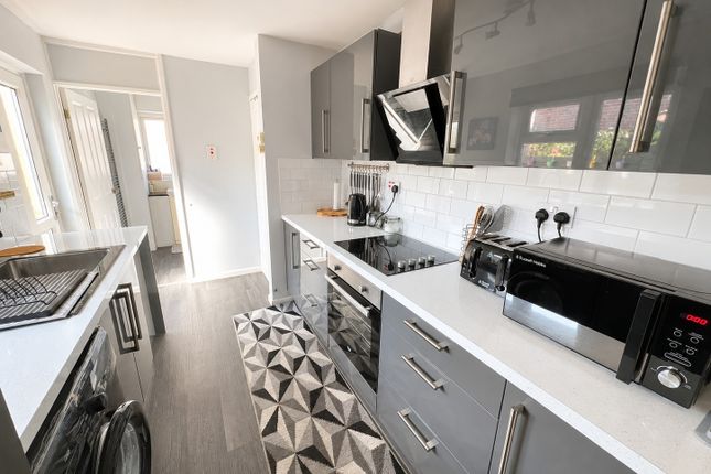 124, Mayfield Road, Gosport photo 4