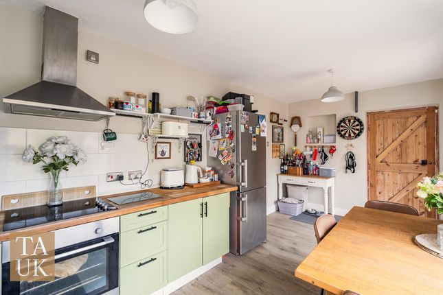 25, Pen Y Cefn, Amlwch photo 4