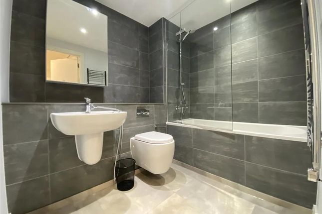 209f, Lower Bristol Road, Bath photo 4