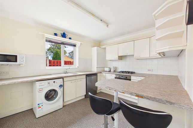 43, Highfield Way, North Ferriby photo 4