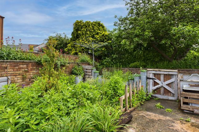 End terrace house for sale in Old Street, Ludlow