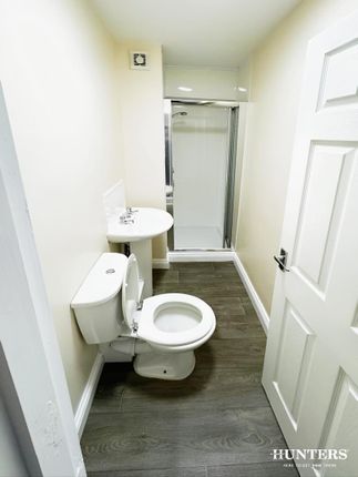 Flat 3 Bathroom