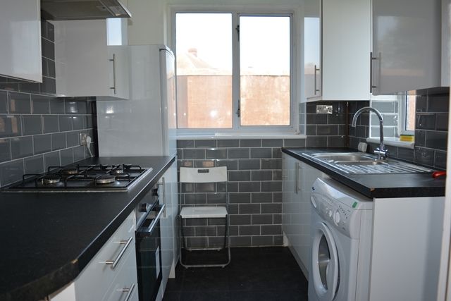 24, Aylesbury Road, Bedfordshire, Bedford photo 4