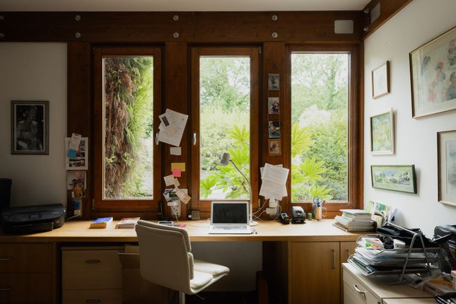 306741 - Blue Gates, Cambridge-30.Jpg