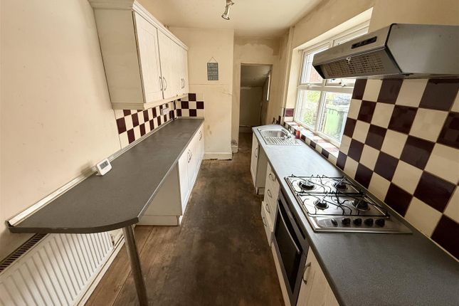 107, Greenhill Lane, Alfreton photo 4