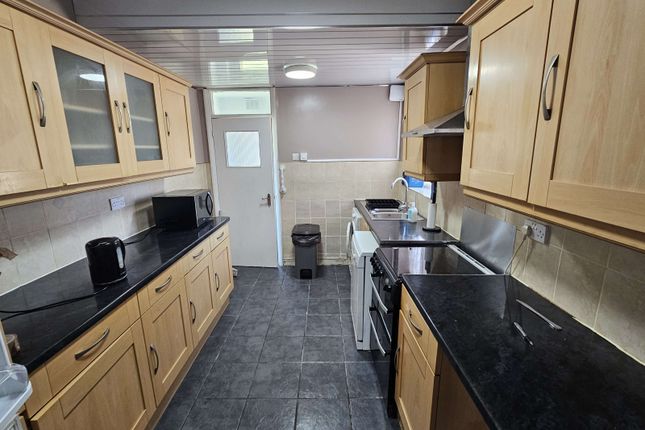 71 Maidenhall Road, Luton,LU4 8LB, LUTON photo 2
