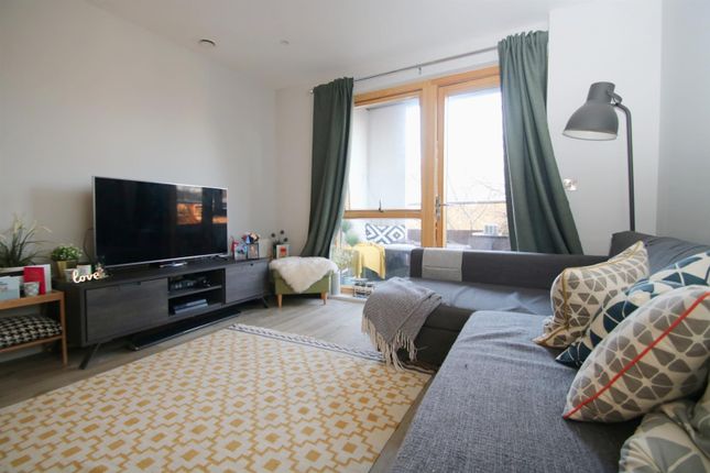 Flat to rent in East Acton Lane, London