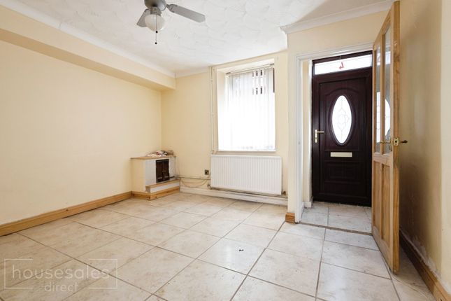 4, Yew Street, Merthyr Tydfil photo 2