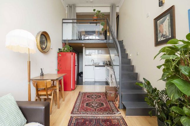 Flat 324 Manhattan Building, Bow Quarter, 60, Fairfield Road, London photo 3