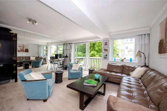 Flat for sale in Westbourne Grove, Notting Hill, London, UK