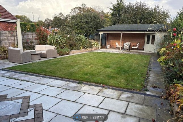 Kenilworth Avenue, Knutsford photo 4
