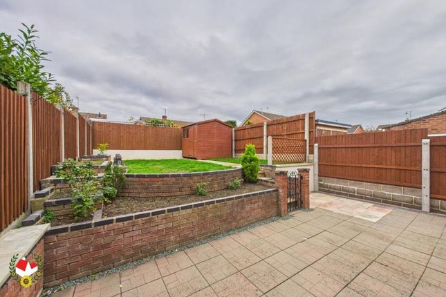 10, Hendingham Close, Gloucester photo 4