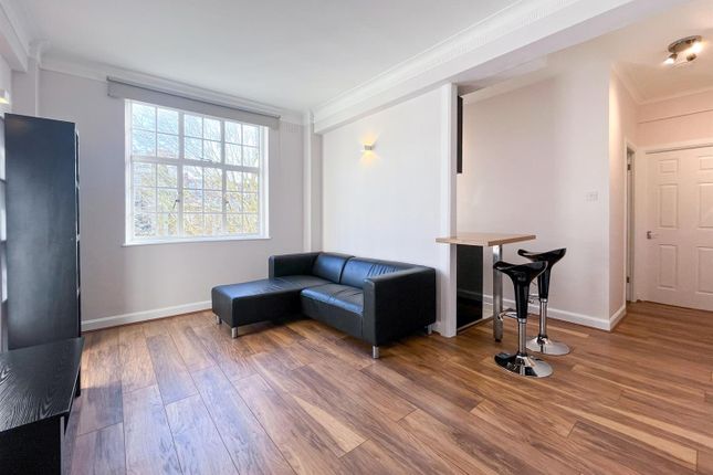 Mortimer Court, 35, Mortimer Court, St Johns Wood photo 2