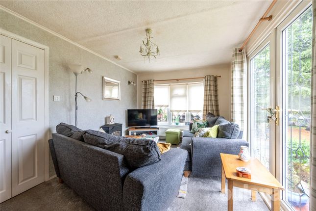 22, Waterside Orchard, Hopwood photo 4