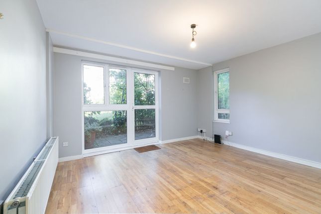 Flat to rent in Burder Close, London