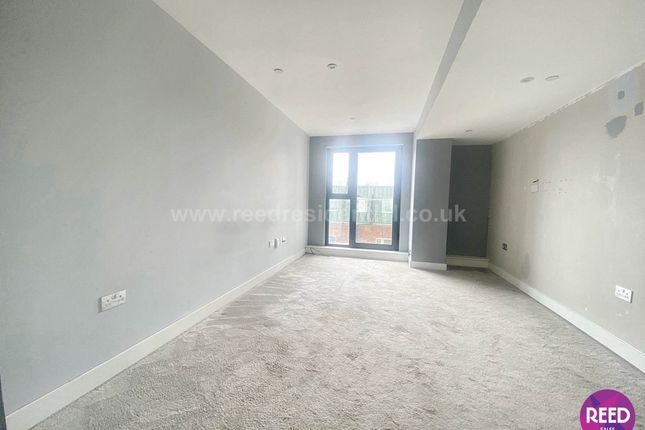 Flat 49, Beaumont Court Victoria Avenue, Southend On Sea photo 3