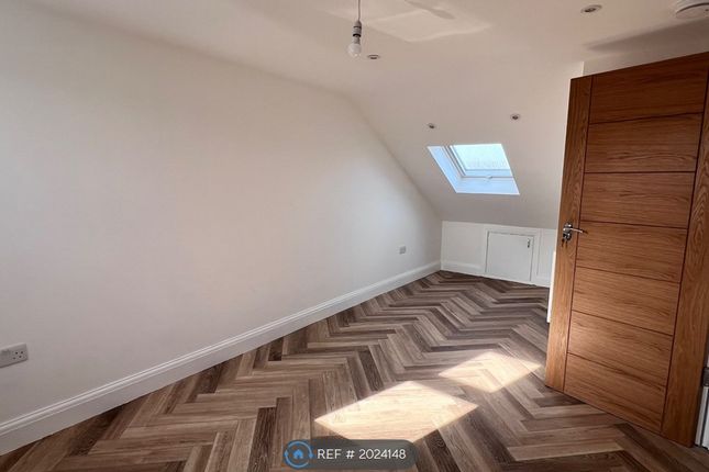 Terraced house to rent in Friern Road, East Dulwich