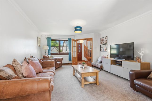 27, Inchcross Drive, Bathgate photo 3