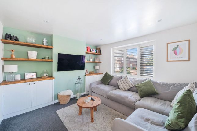 39 Albert Road, Epsom photo 2