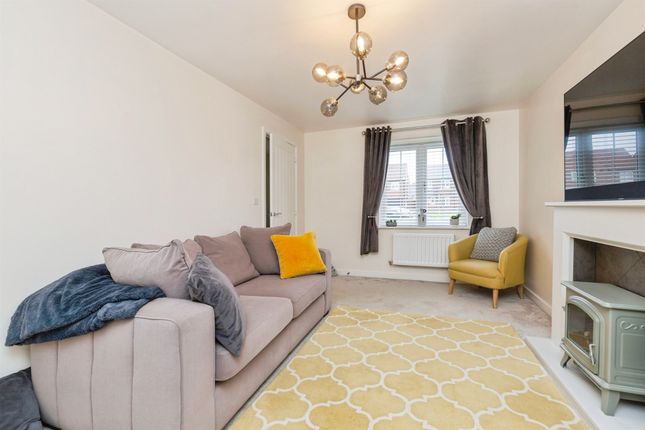 11, Aspen Gardens, HARTLEPOOL photo 2