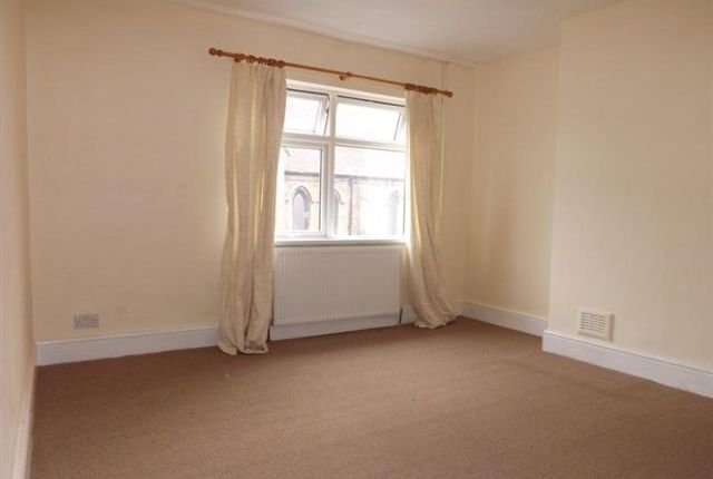 8, Sutton-in-Ashfield photo 4