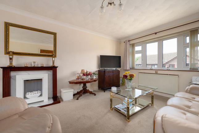 18 Seymour Close, Herne Bay photo 2