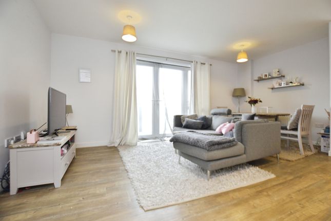 Flat 9 Cornelius House, 5, Handley Page Road, Barking photo 4