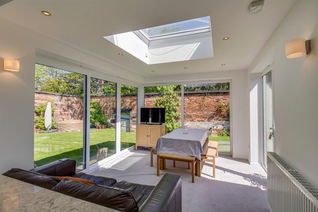 6, The Walled Garden, Wakefield photo 4