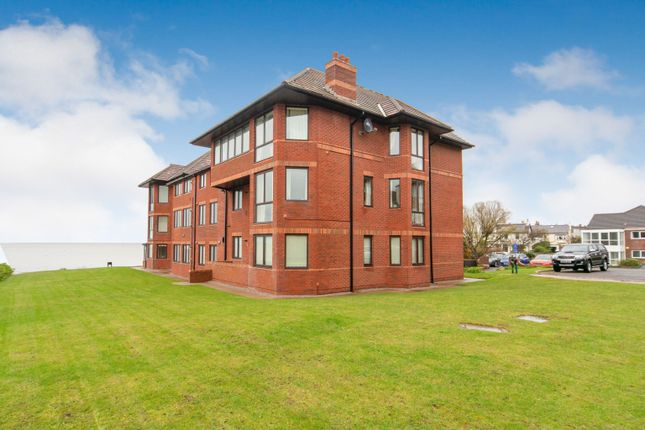 Flat for sale in Kings Court, Hoylake, Wirral, Merseyside