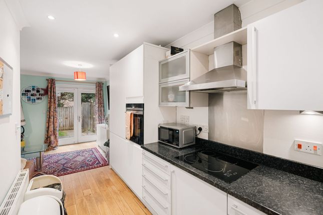 60 Fitzroy Lane, Glasgow photo 5