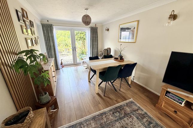 129, Woodfield Road, Ammanford photo 3