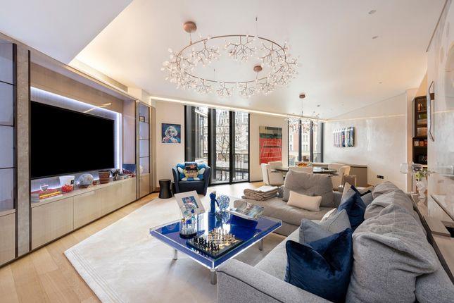 Thumbnail Flat for sale in One Hyde Park, London