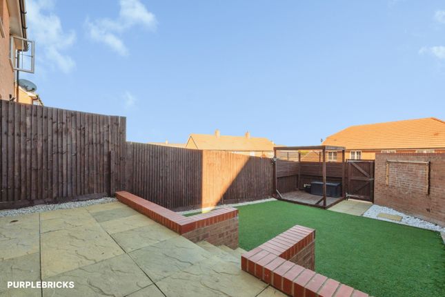 106, Cornfield Drive, Gravesend photo 2