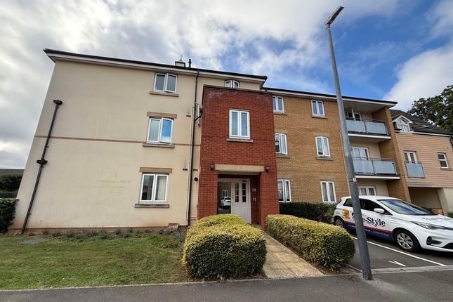 12, Hornbeam Close, Bristol photo 2
