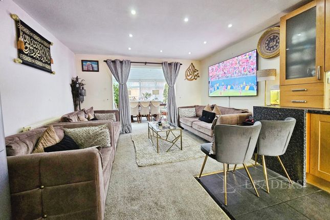 36, Greenacres, Essex photo 4