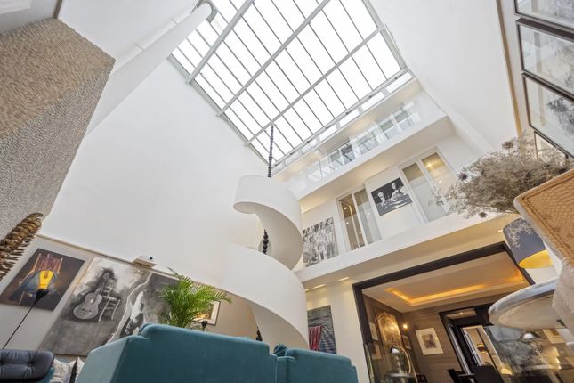 Villa for sale in 7th (Invalides, Eiffel Tower, Orsay), Paris Left Bank (5th, 6th &amp; 7th ), Paris