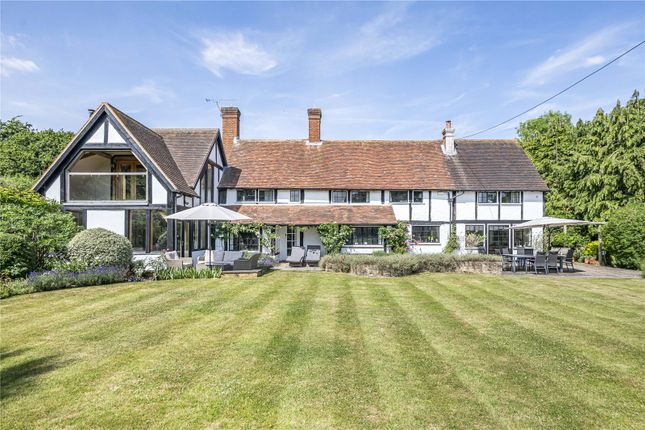 5-bed detached on Coopers Close,, Greys Green, Henley-on-Thames, £2,100,000