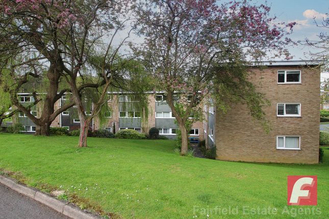 Thumbnail Flat for sale in By The Wood, Carpenders Park
