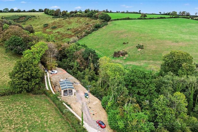 2-bed bungalow on Deer's Leap,, Shillingford, Devon, £595,000