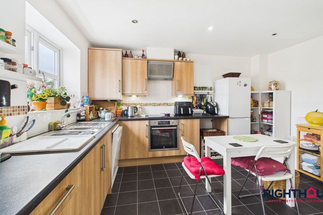 12 Cooper Mews, Bradford photo 4