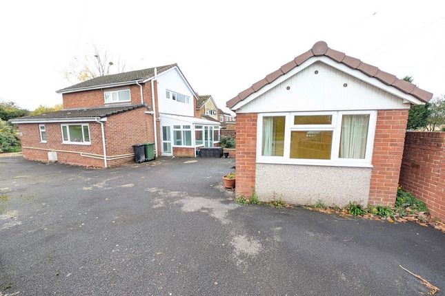 1, Oakleaze Road, Bristol photo 3