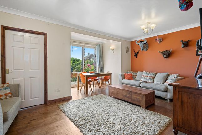 4, Ocean Road, Hartlepool photo 2