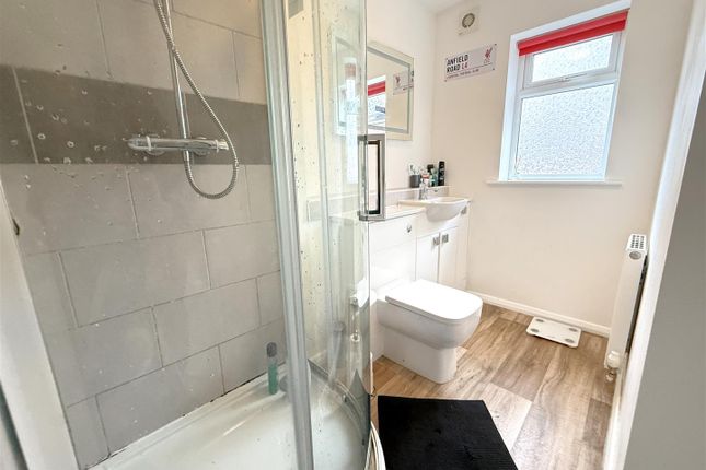 Ensuite Shower Room