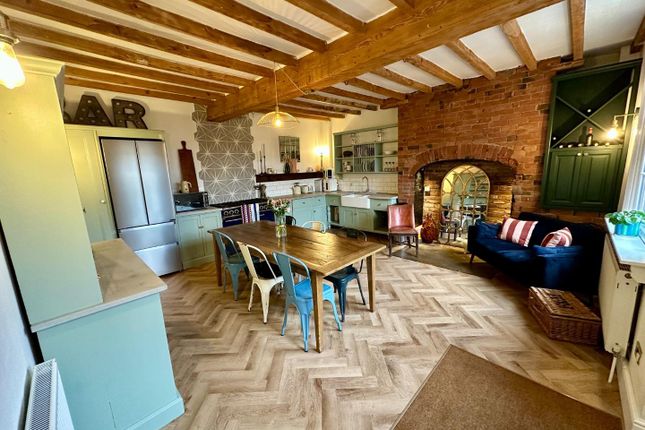 Town End Farmhouse, 79, Main Street, Loughborough photo 3