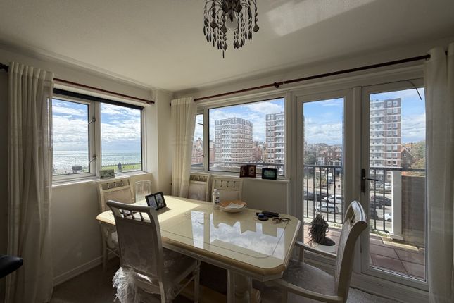 Flat 12, 1, Grand Avenue, Hove photo 3